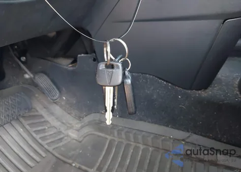 2004 Pontiac Vibe из США, поврежденный, VIN 5Y2SL62824Z424030